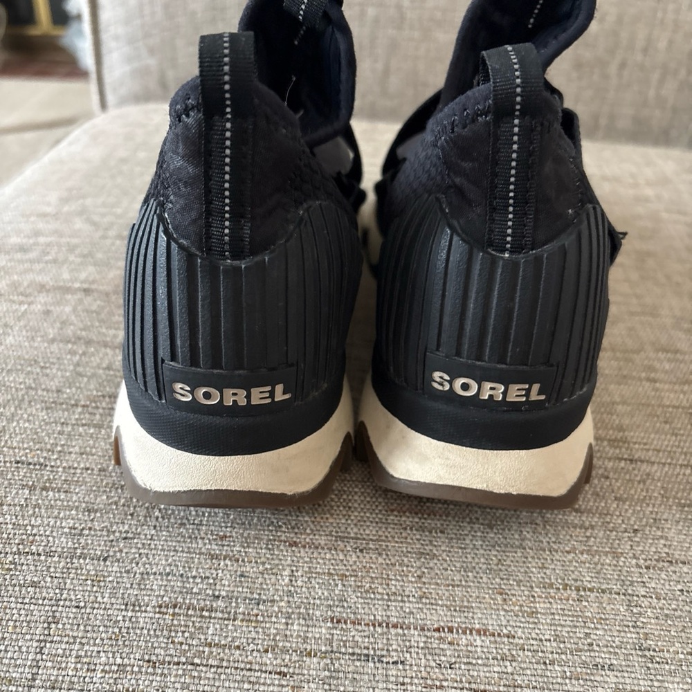 Sorel Women's Black Kinetic Sneakers Size 7.5 Pre-owned - Never Worn - - Picture 6 of 9